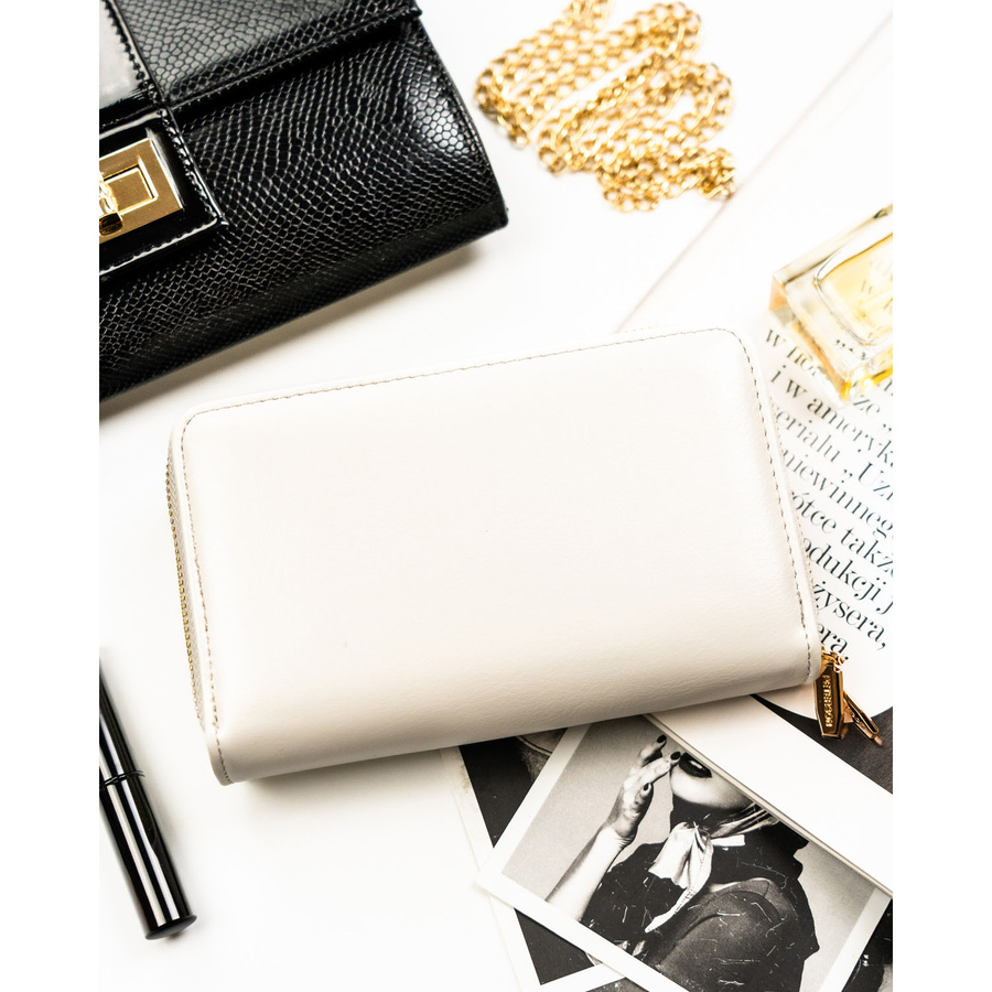 Portfel damski w typie piórnika ze skóry ekologicznej w białym kolorze, wyposażony w system RFID - Peterson