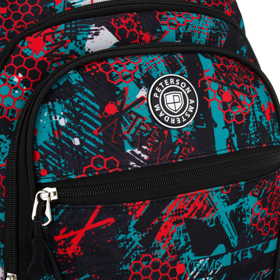 Dwukomorowy plecak szkolny odszyty z poliestru w oryginalny wzór - Peterson