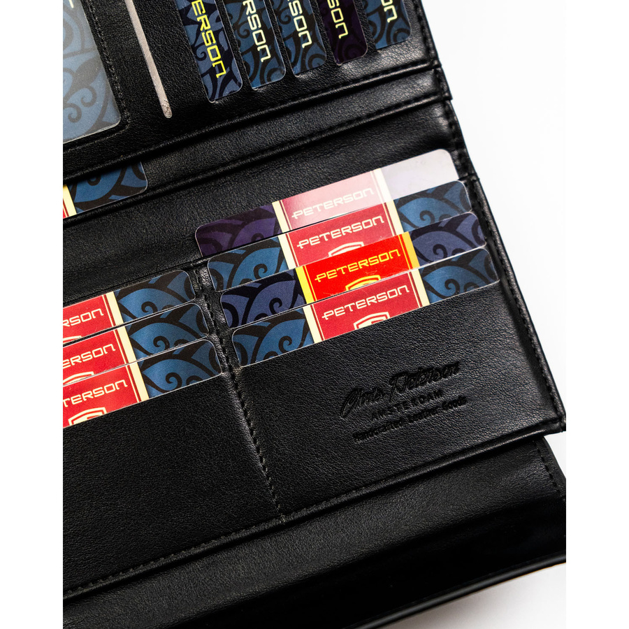 Szary portfel damski ze skóry ekologicznej zamykany na zatrzask - Peterson