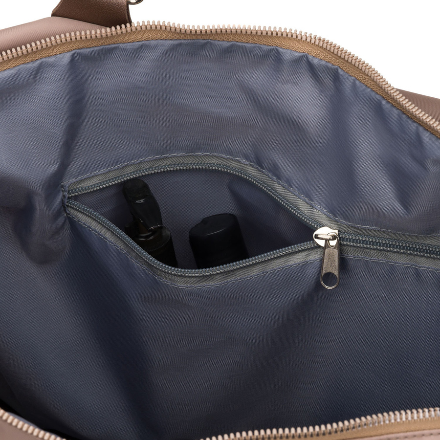 Brązowa torba treningowa z poliestru, jednokomorowa i zamykana suwakiem - Peterson