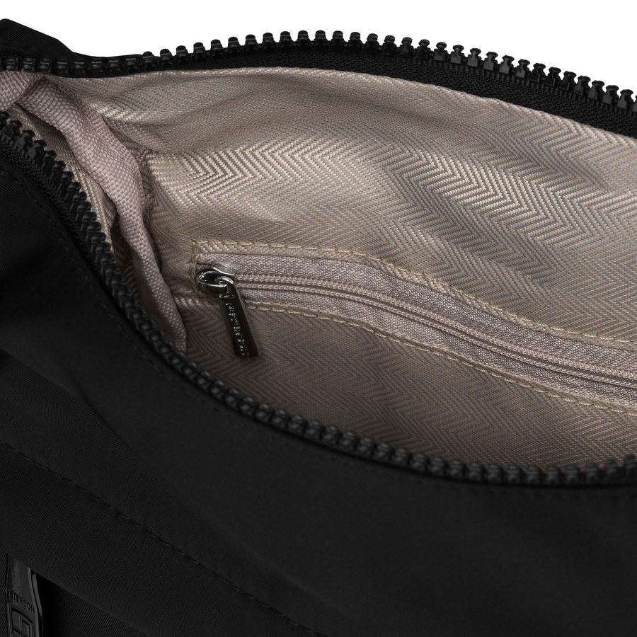 Miejska, czarna llistonoszka damska z poliestru zamykana suwakiem - Peterson