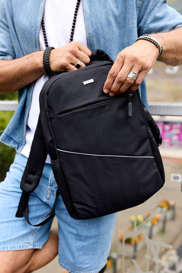 Duży, męski plecak na laptopa z portem USB - Peterson