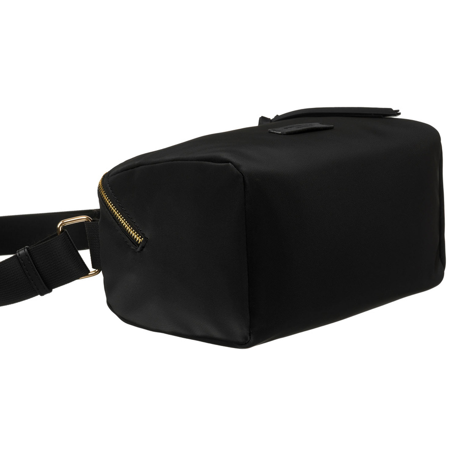 Czarna listonoszka z nylonu i skóry ekologicznej z dodatkowymi kieszonkami - Peterson