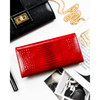 Lakierowany portfel damski ze skóry naturalnej w czerwonym kolorze zamykany na zatrzask - Rovicky