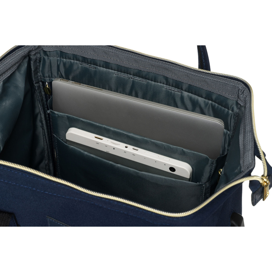 Granatowy plecak damski z poliestru z miejscem na laptopa, zawieszony na regulowanych szelkach - Peterson