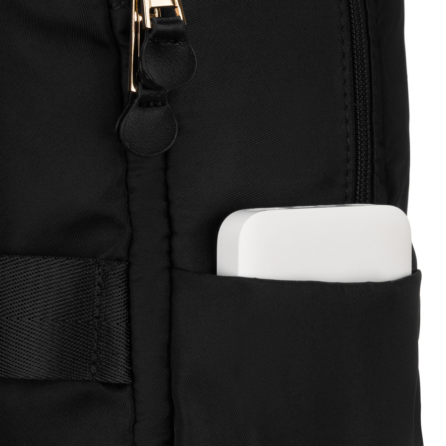 Czarny, nylonowy plecak damski z uchwytem do mocowania na walizce - Peterson