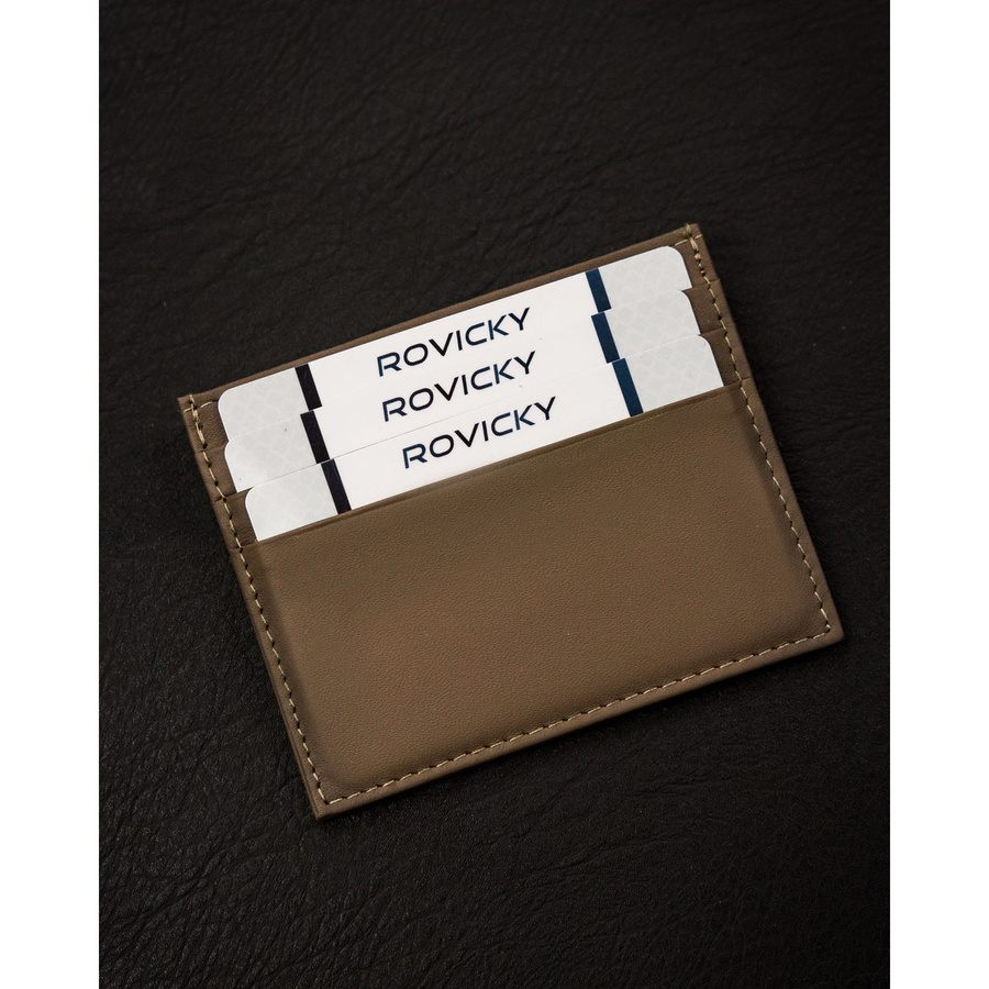 Etui na karty ze skóry naturalnej w ciemno beżowym kolorze