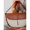 Półokrągła beżowo - brązowa listonoszka damska ze skóry naturalnej i płótna canvas Peterson