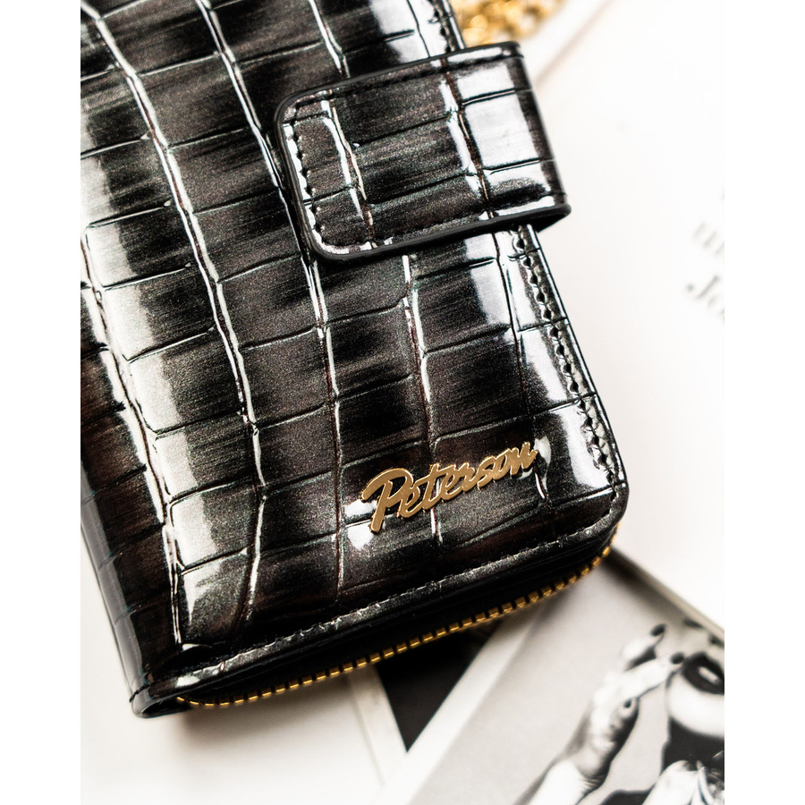 Szary portfel damski ze skóry ekologicznej z tłoczeniem na wzór skóry krokodyla, zamykany na zatrzask i suwak - Peterson