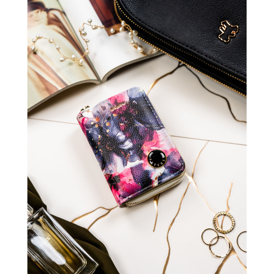 Portfel damski w kwiaty wykonany ze skóry naturalnej i ekologicznej - Peterson