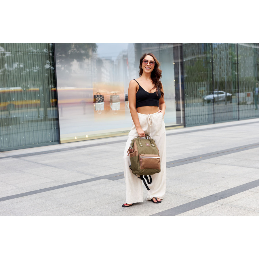 Zielono-brązowy, wodoodporny plecak na laptopa z portem USB - Himawari