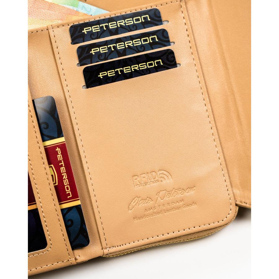 Portfel damski ze skóry ekologicznej w ciemnobeżowym kolorze, wyposażony w system RFID - Peterson