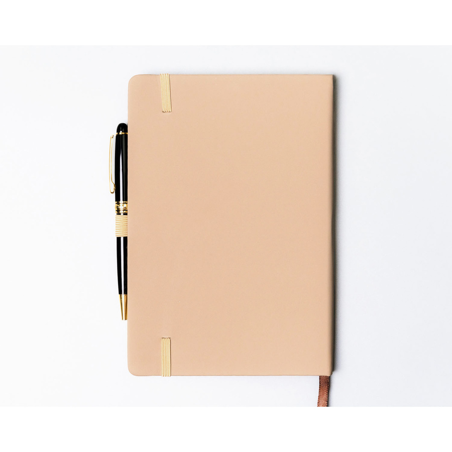 Notes w twardej oprawie w kolorze khaki i w formacie A5 zadrukowany w kropki - Peterson