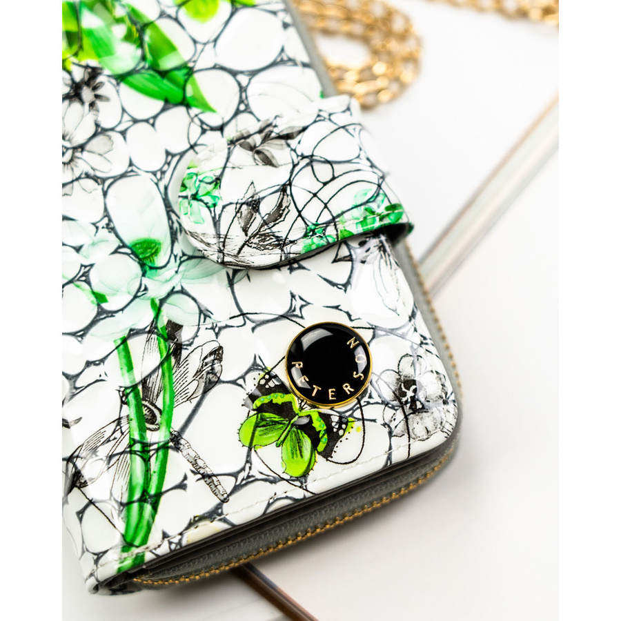 Pojemny, zielony portfel damski ze skóry naturalnej z systemem RFID - Peterson