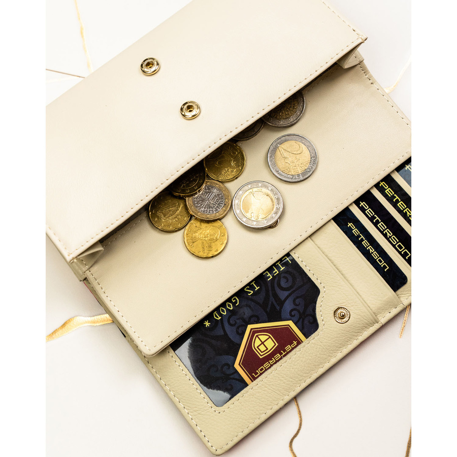 Elegancki portfel damski w kwiaty wykonany ze skóry naturalnej i ekologicznej zamykany zatrzaskiem - Peterson