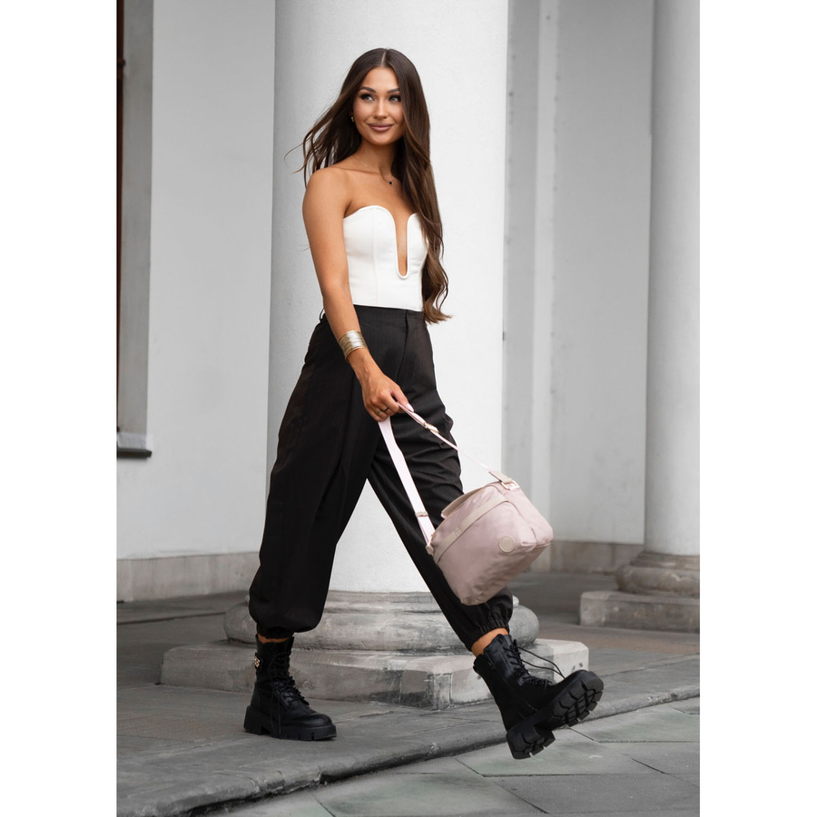 Różowa listonoszka damska z nylonu zamykana suwakiem - Peterson