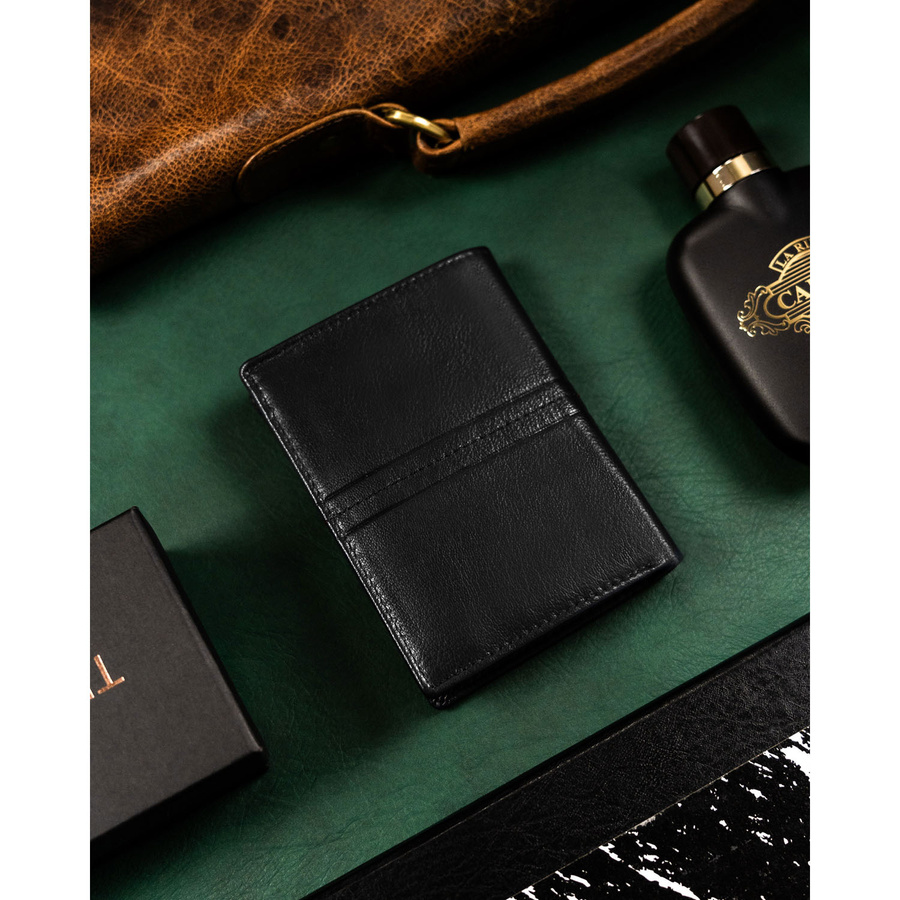 Duży, skórzany portfel męski w czarnym kolorze wyposażony w system RFID - Rovicky