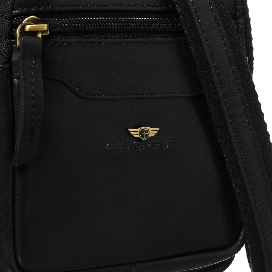 Mała, skórzana listonoszka męska w czarnym kolorze - Peterson