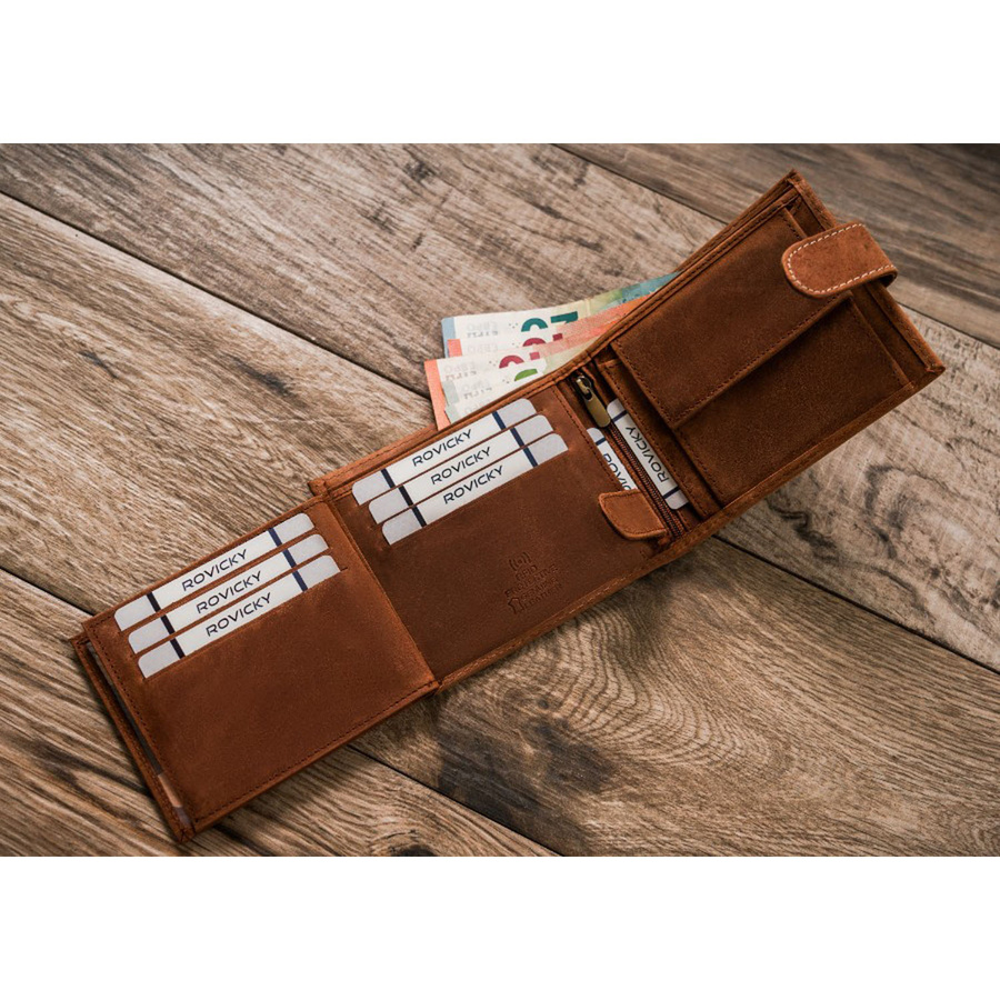 Duży portfel męski z nubukowej skóry naturalnej w brązowym kolorze zamykany zatrzaskiem - Always Wild