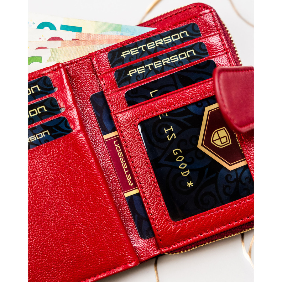 Klasyczny, czerwony portfel damski ze skóry naturalnej i ekologicznej zamykany na suwak i zatrzask - Peterson