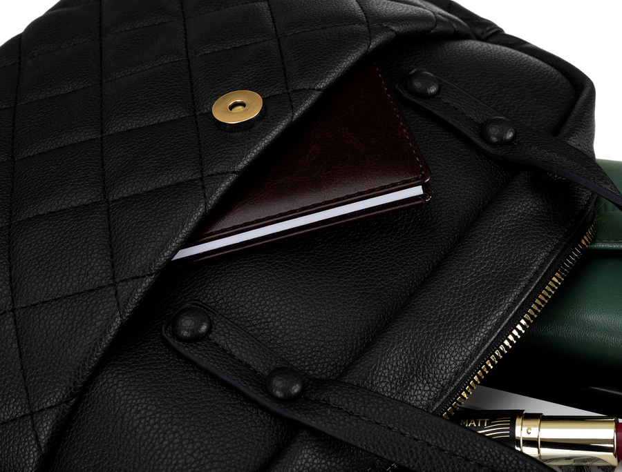 Klasyczna torebka na ramię z pikowanym wzorem - Rovicky