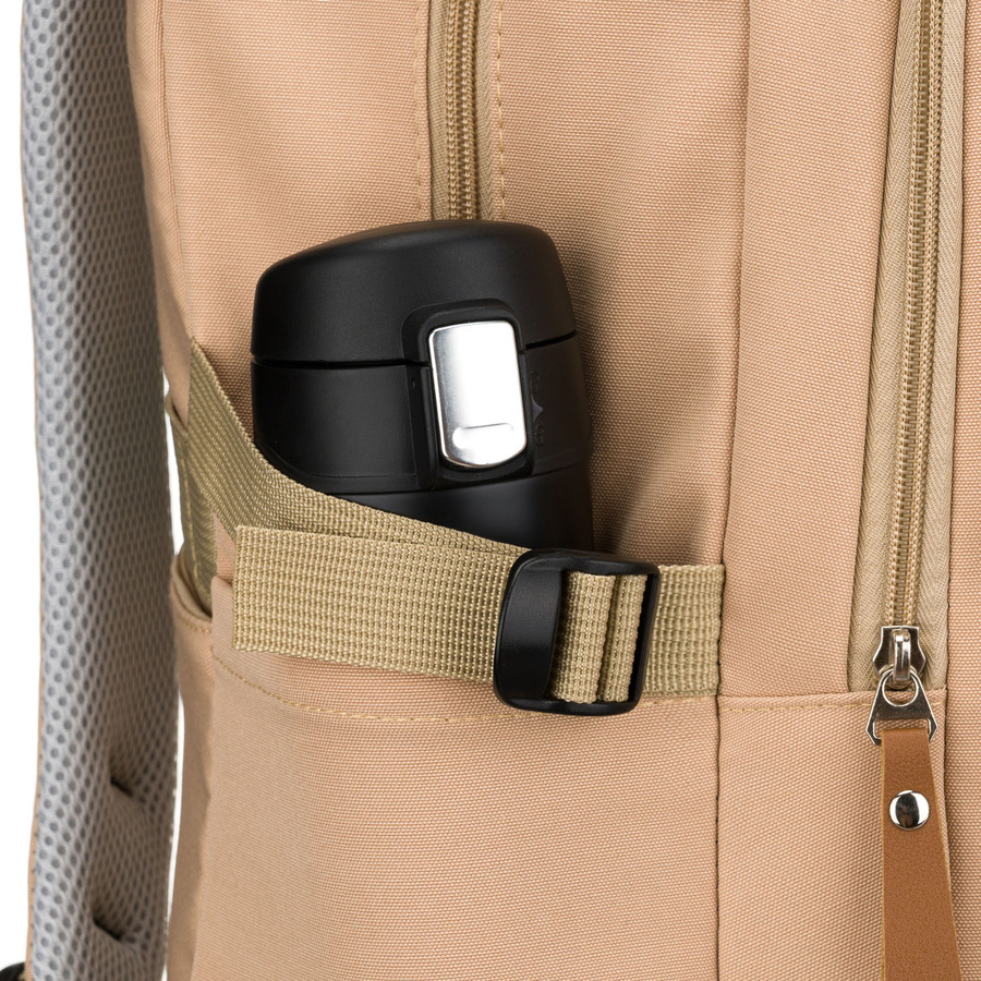 Beżowy plecak szkolny z poliestru z miejscem na laptopa, zamykany suwakiem - Peterson