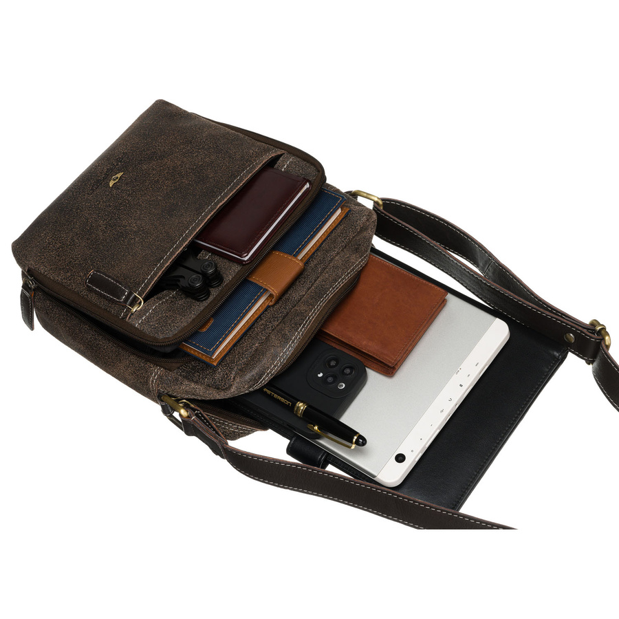 Miejska torba męska ze skóry naturalnej w brązowym kolorze - Peterson