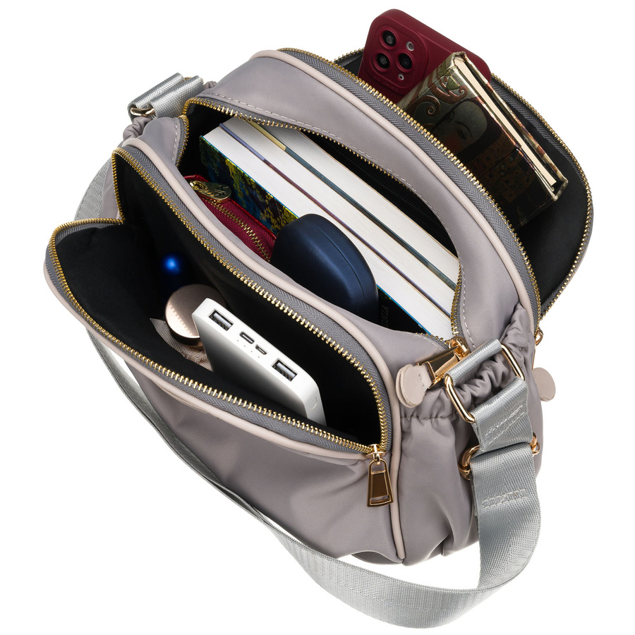 Nylonowa listonoszka damska w szarym kolorze, zamykana suwakiem i klipsem magnetycznym - Peterson