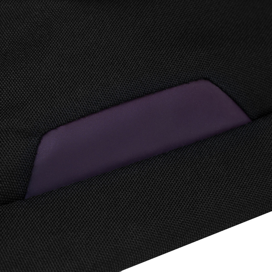 Sportowa saszetka z poliestru w czarnym kolorze - Peterson