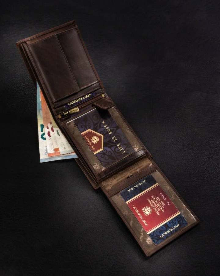 Duży, skórzany portfel męski z ozdobnym tłoczeniem - Peterson