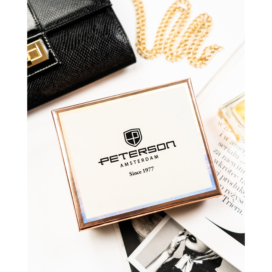 Beżowy portfel damski ze skóry ekologicznej z tłoczeniem na wzór skóry krokodyla - Peterson