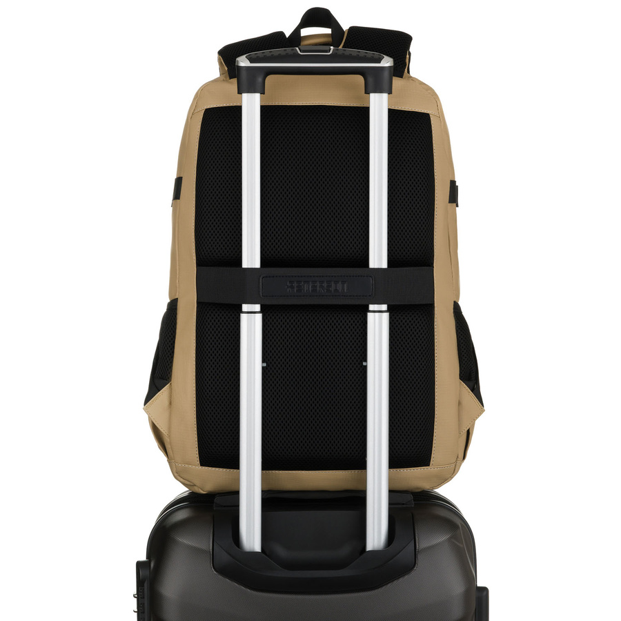 Duży plecak podróżny w kolorze khaki z miejscem na laptopa, dwukomorowy - Peterson