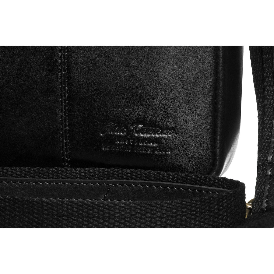 Skórzana, czarna listonoszka męska na złoty suwak w zestawie z saszetką - Peterson