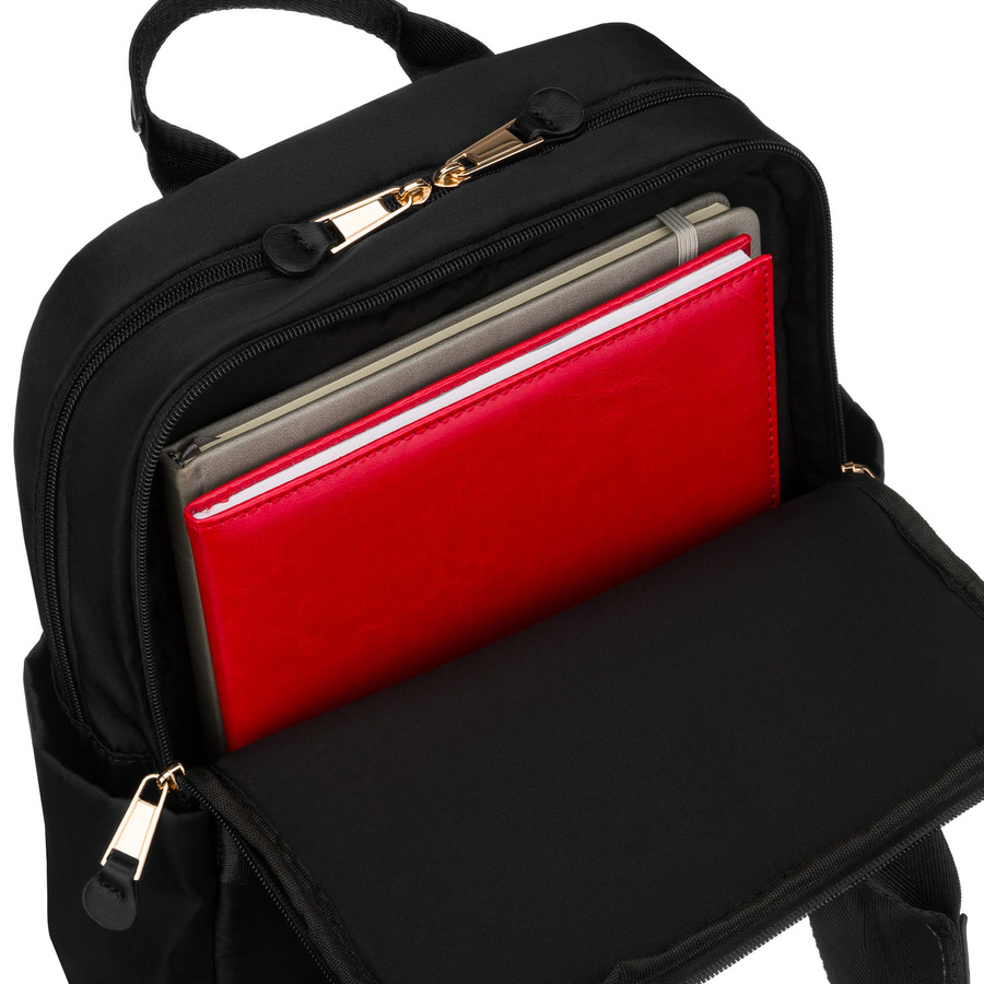 Czarny, nylonowy plecak damski na regulowanych szelkach - Peterson