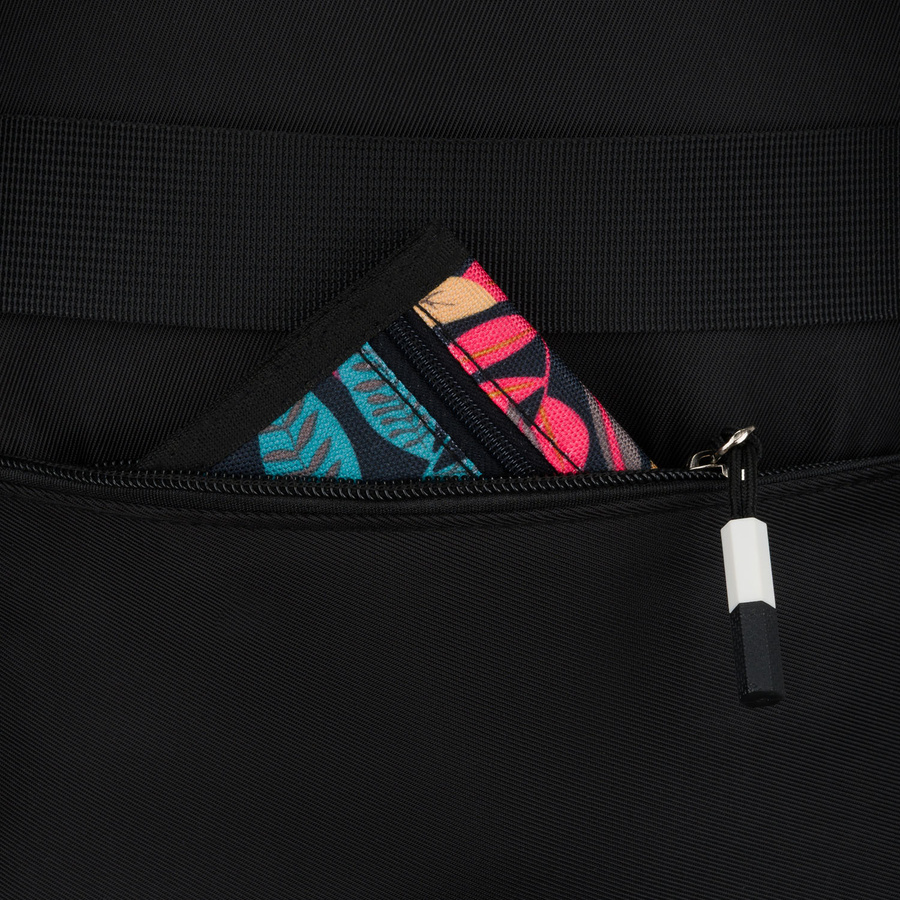 Młodzieżowy plecak szkolny z poliestru w czarnym kolorze z przegrodą na laptopa, odporny na wilgoć - Peterson