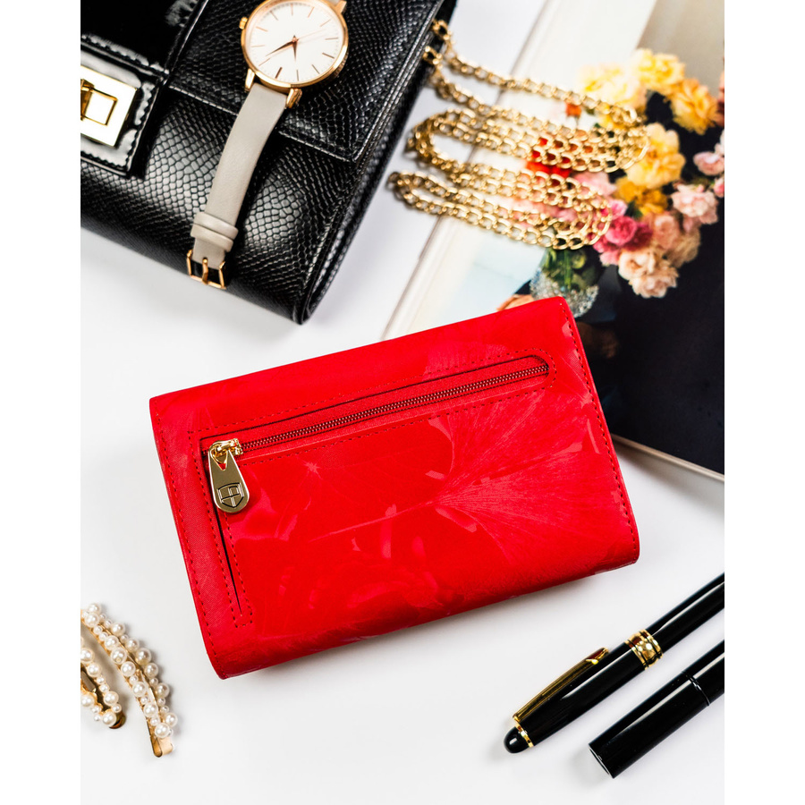 Czerwony, duży portfel damski ze skóry naturalnej i ekologicznej zamykany na zatrzask - Peterson