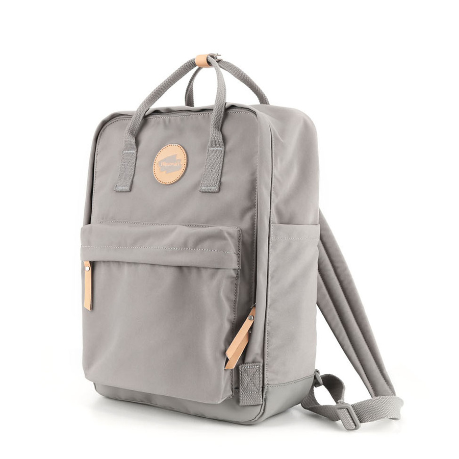 Praktyczny, miejski plecak damski w ciemnoszarym kolorze zawieszony na regulowanych szelkach - Himawari