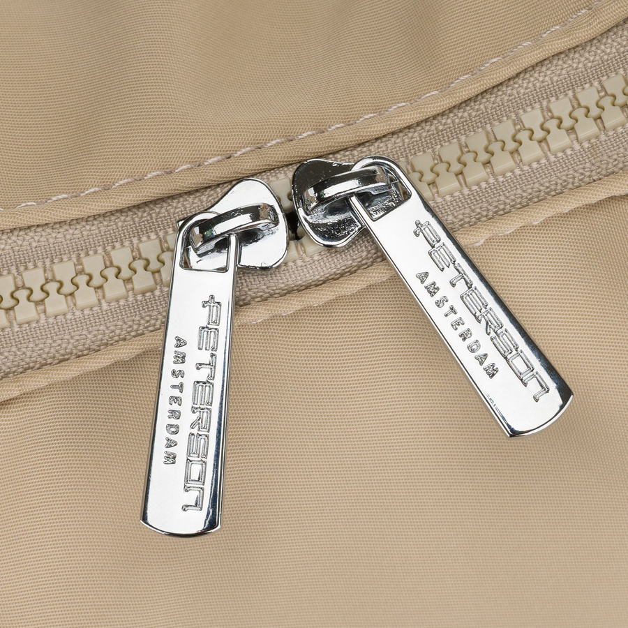 Beżowa torebka damska z poliestru, mieszcząca format A4 i zamykana suwakiem - Peterson