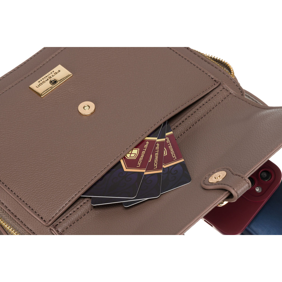 Brązowa listonoszka damska wykonana ze skóry ekologicznej - Peterson