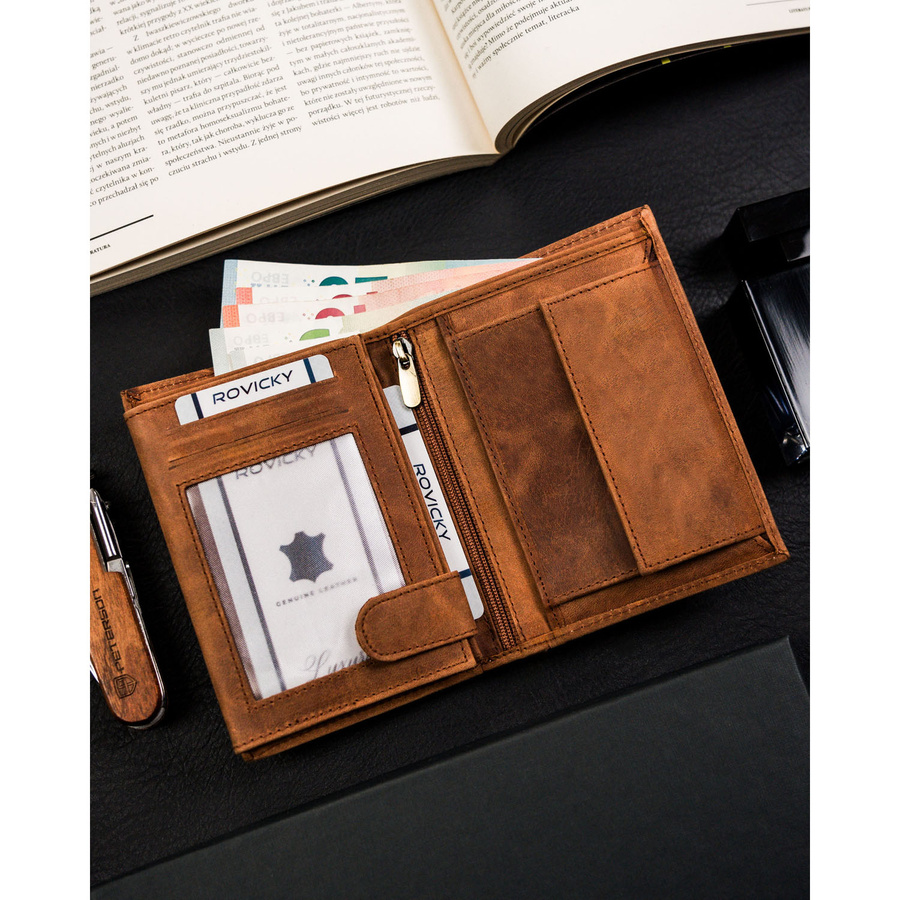 Portfel męski ze skóry naturalnej z tłoczeniem w kształcie głowy psa