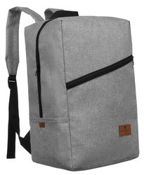 Pojemny, praktyczny plecak podróżny z wysuwanym uchwytem na walizkę — Peterson