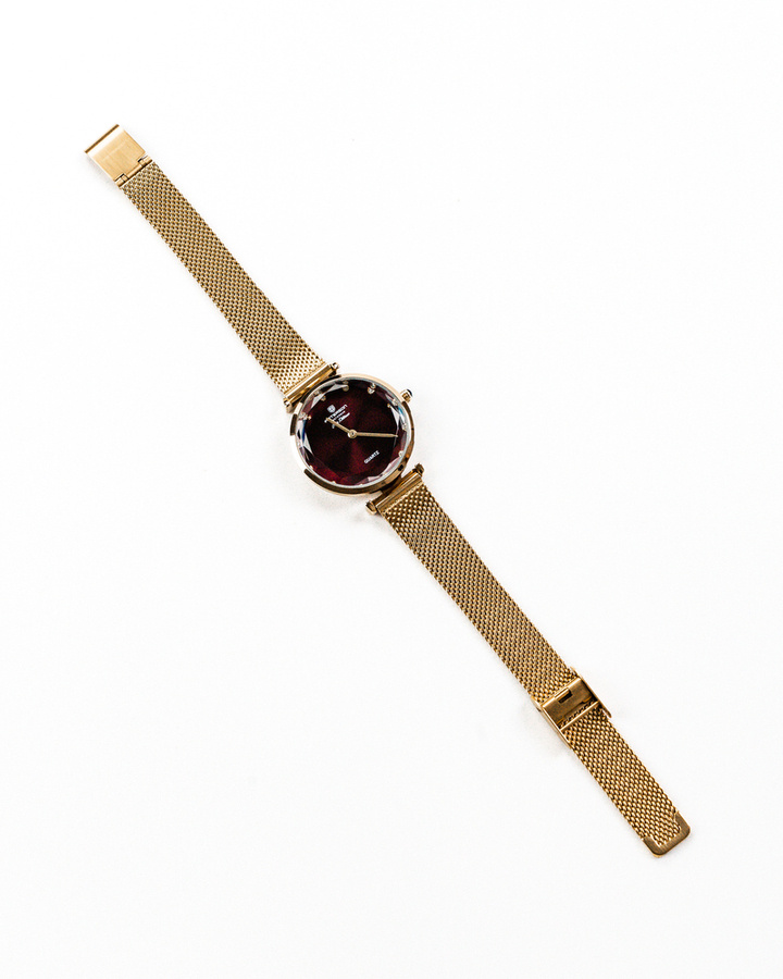 Elegancki, analogowy zegarek damski — Peterson