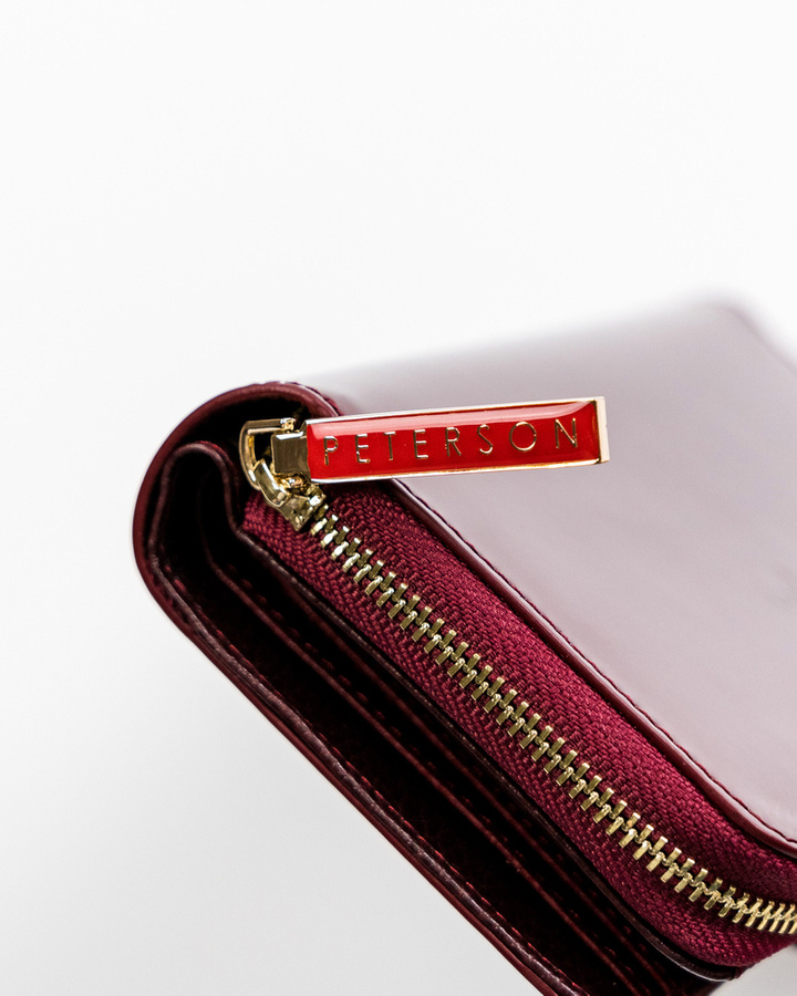 Lakierowany portfel damski na karty RFID - Peterson