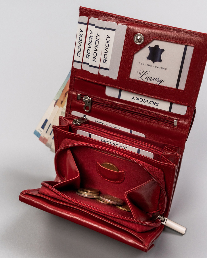 Skórzany kompaktowy portfel damski - Rovicky