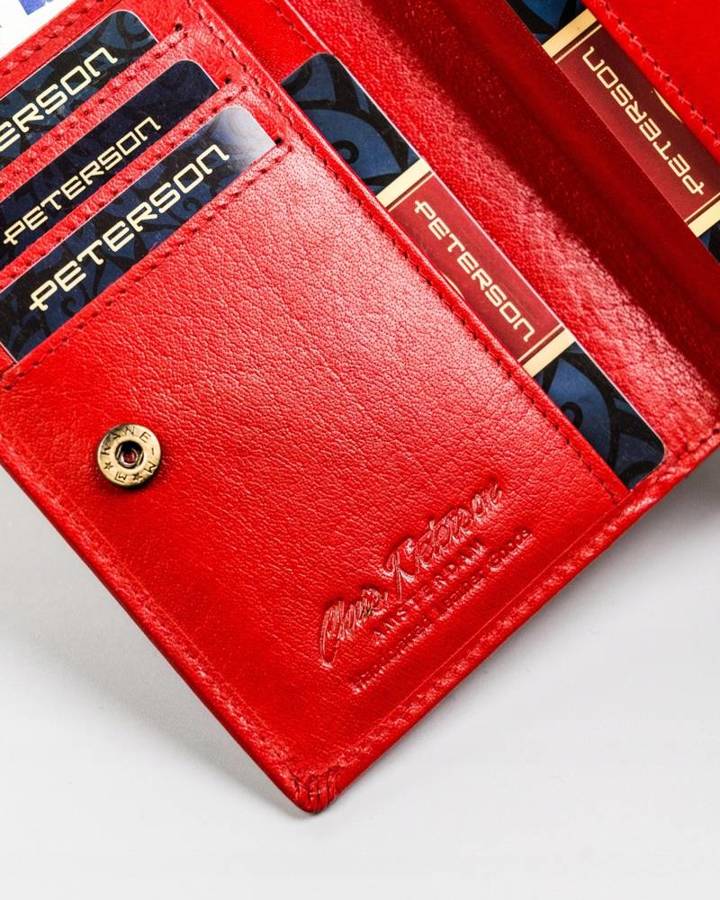 Skórzany portfel damski średnich rozmiarów - Peterson