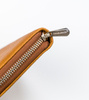 Duży portfel damski w kształcie piórnika z ziarnistej eko skóry - David Jones