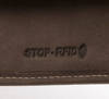 Skórzany portfel z zapinką i ochroną kart RFID — Peterson